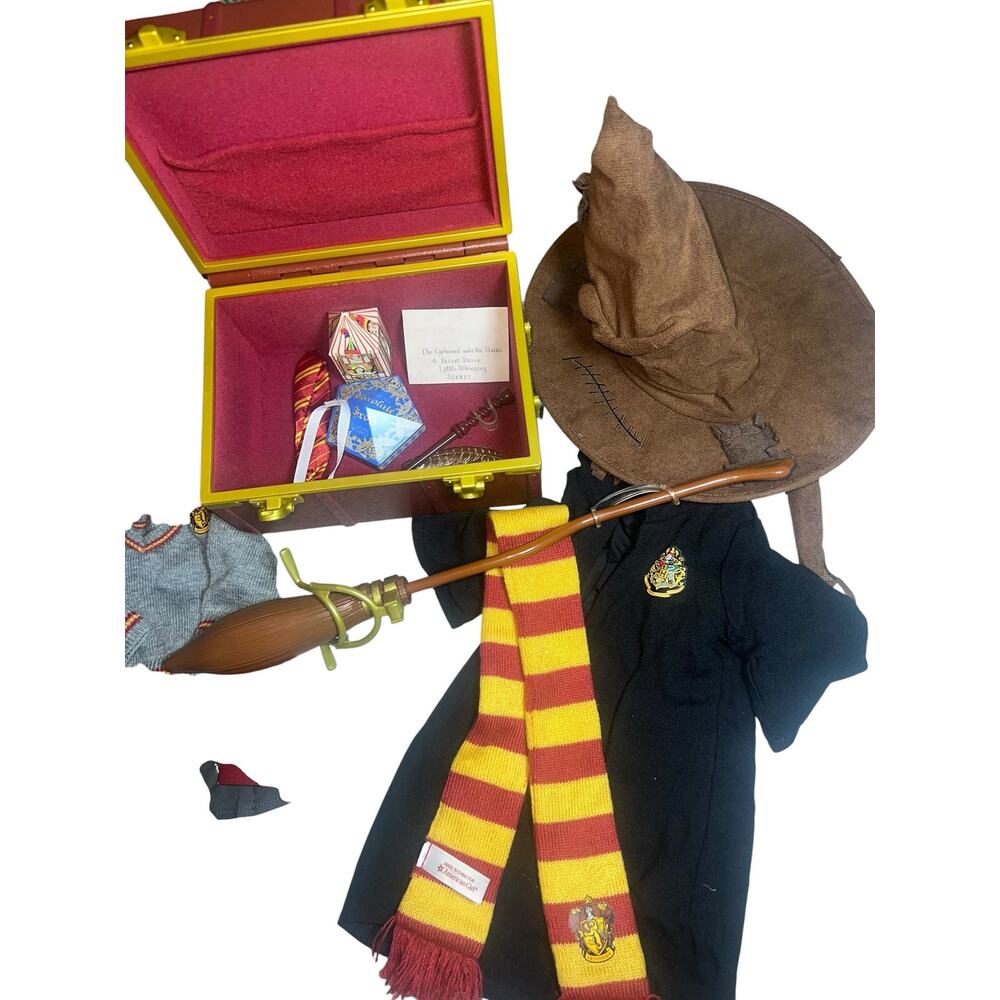 American Girl Doll Harry Potter Hogwarts Trunk and accessories - Picture 6 of 7